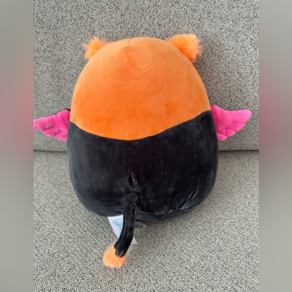 Nwt 8" Blacklight Squad Myrna the Griffin Bird Squishmallow - Picture 4 of 5